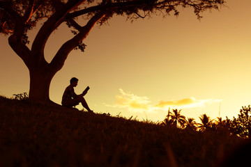 新疆昨日新增本土无症状28例/新疆昨日无新增确诊